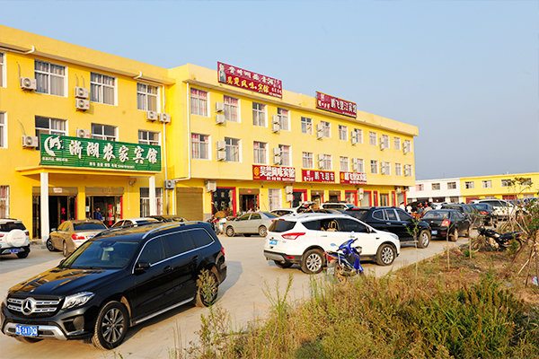 景区带动，旅游脱贫模式